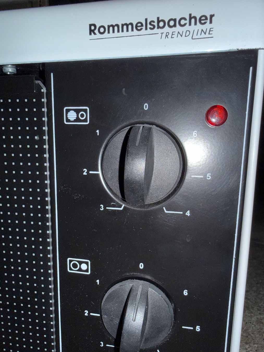 Forni per pizza: Mini-Backofen mit Kochplatten ROMMELSBACHER – Usato da Horw venduto da emysk7 2