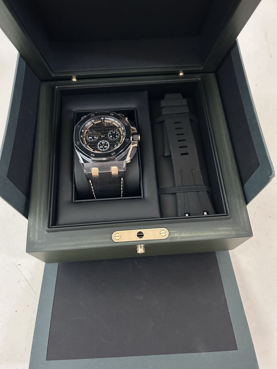 Audemars Piguet Orologi: Audemar Piguet Offshore – Nuovo e nell'imballaggio originale da Stansstad venduto da Penne0 5