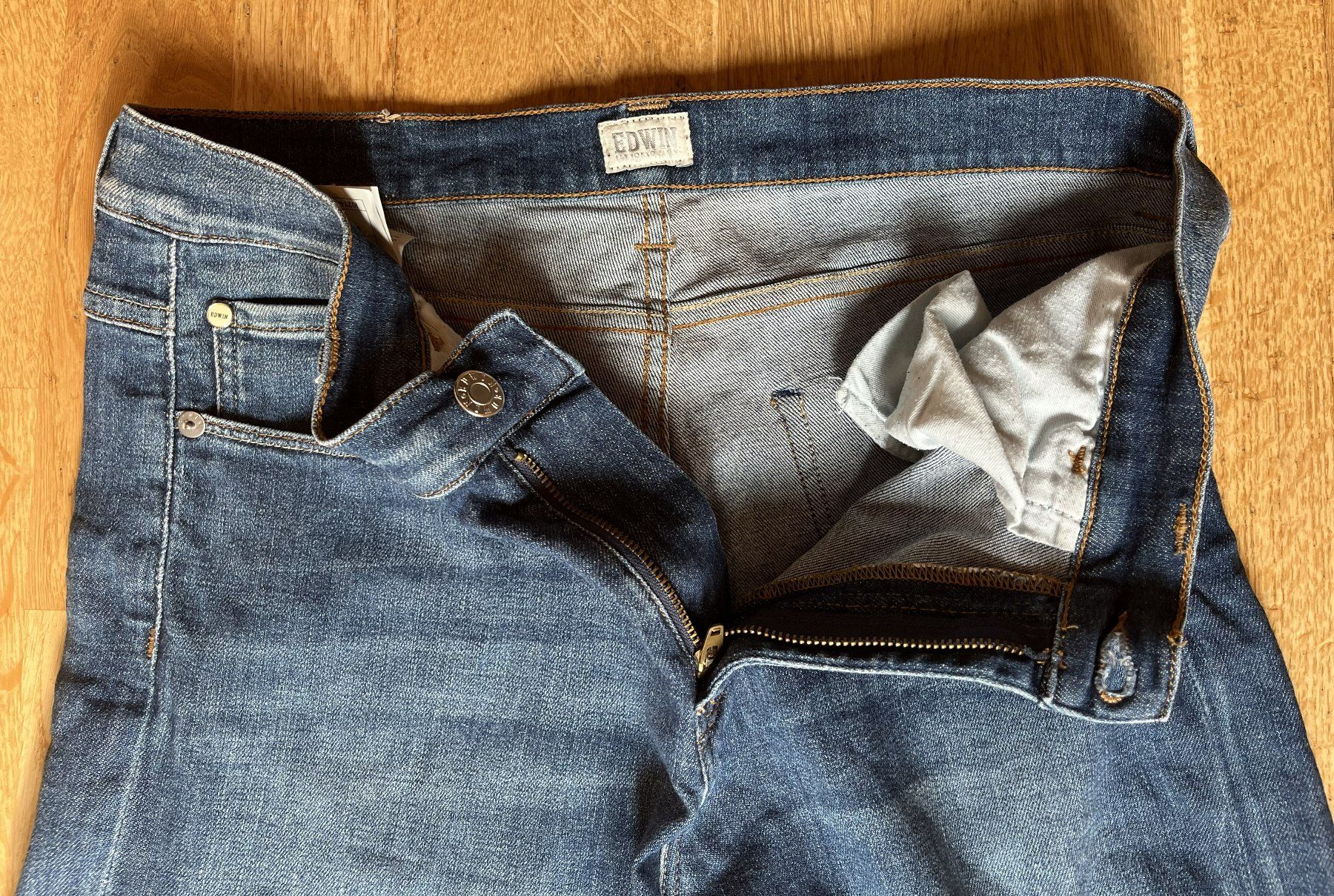 Edwin Jeans: EDWIN W' FLARE PANT W29 L32 – Gebraucht aus Wabern von Leksan2 5