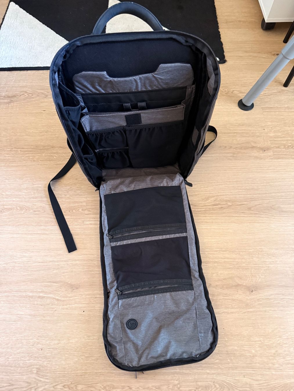 Rucksäcke: NOMATIC Backpack 20–24L  Expandable Everyday & Tech backpack – Gebraucht aus Wettingen von andreaaste 5