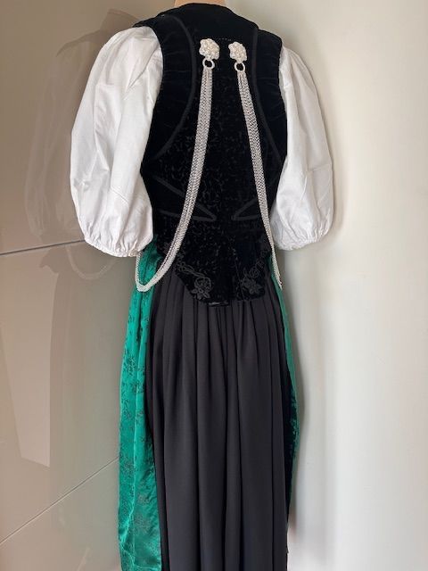 Costumi: Tracht, Berner Tracht , Gr. 38/40 – Usato da Hindelbank venduto da vey_t 4