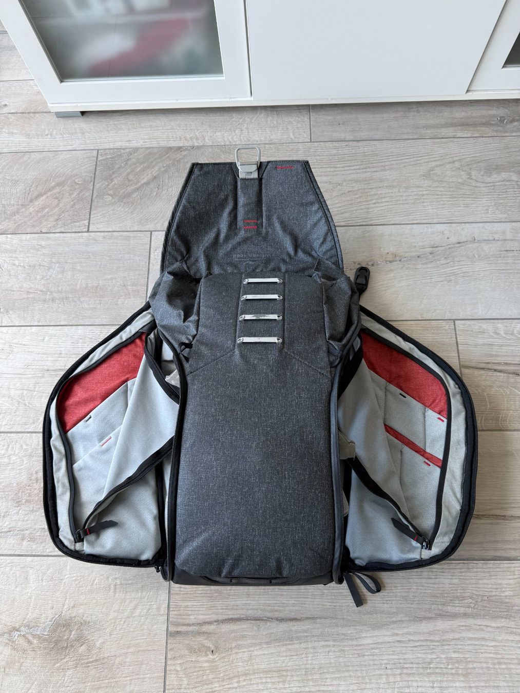 Peak Design Zaini: Peak Design Everyday Backpack 30L V1 (2015 Kickstarter) – Usato da Frick venduto da ssahlender 1