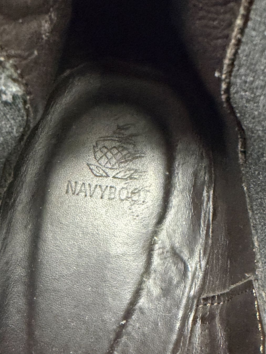 Navyboot Scarpe da donna: Bottines Navyboot noir cuir. Pointure 40 – Usato da Cossonay-Ville venduto da PatineDuTemps 2