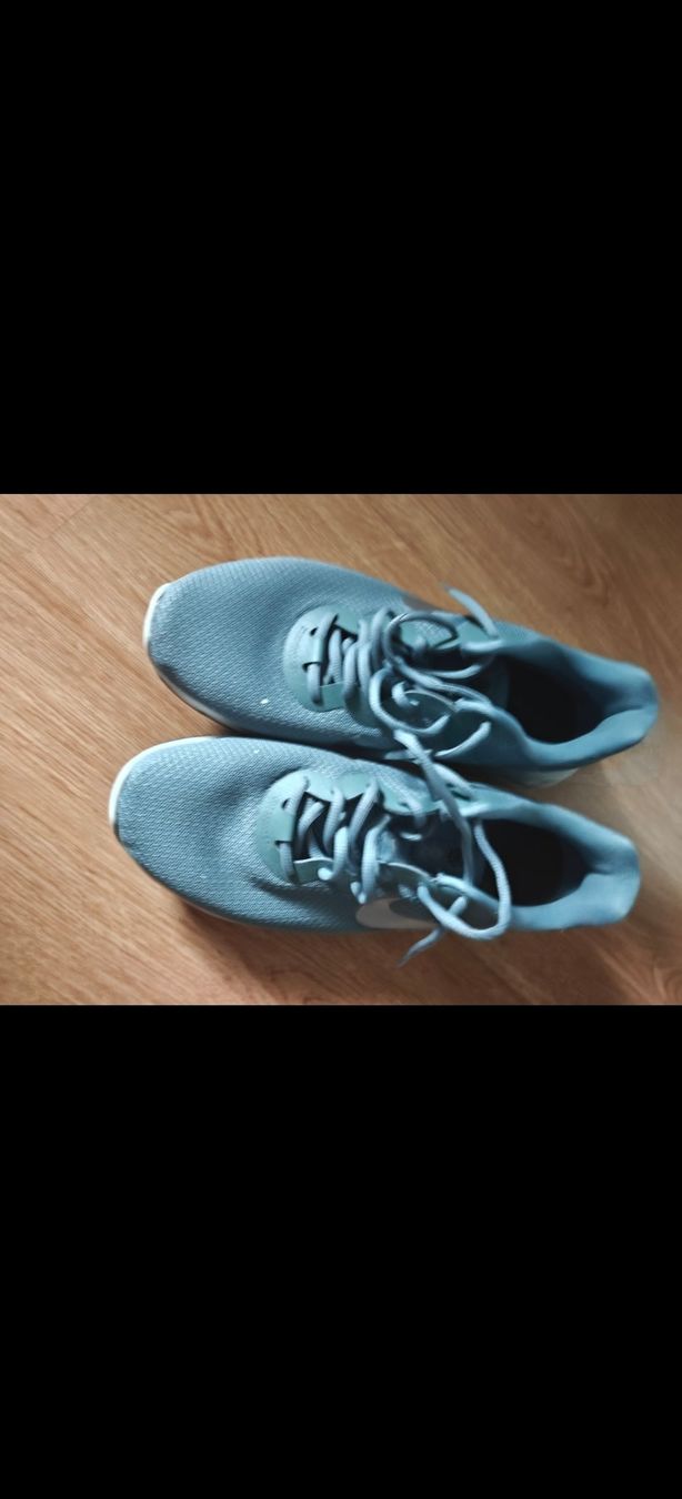 Nike Scarpe da uomo: Nike Running Schuhe – Nuovo (secondo la descrizione) da Thundorf venduto da yqs_sx9t 2