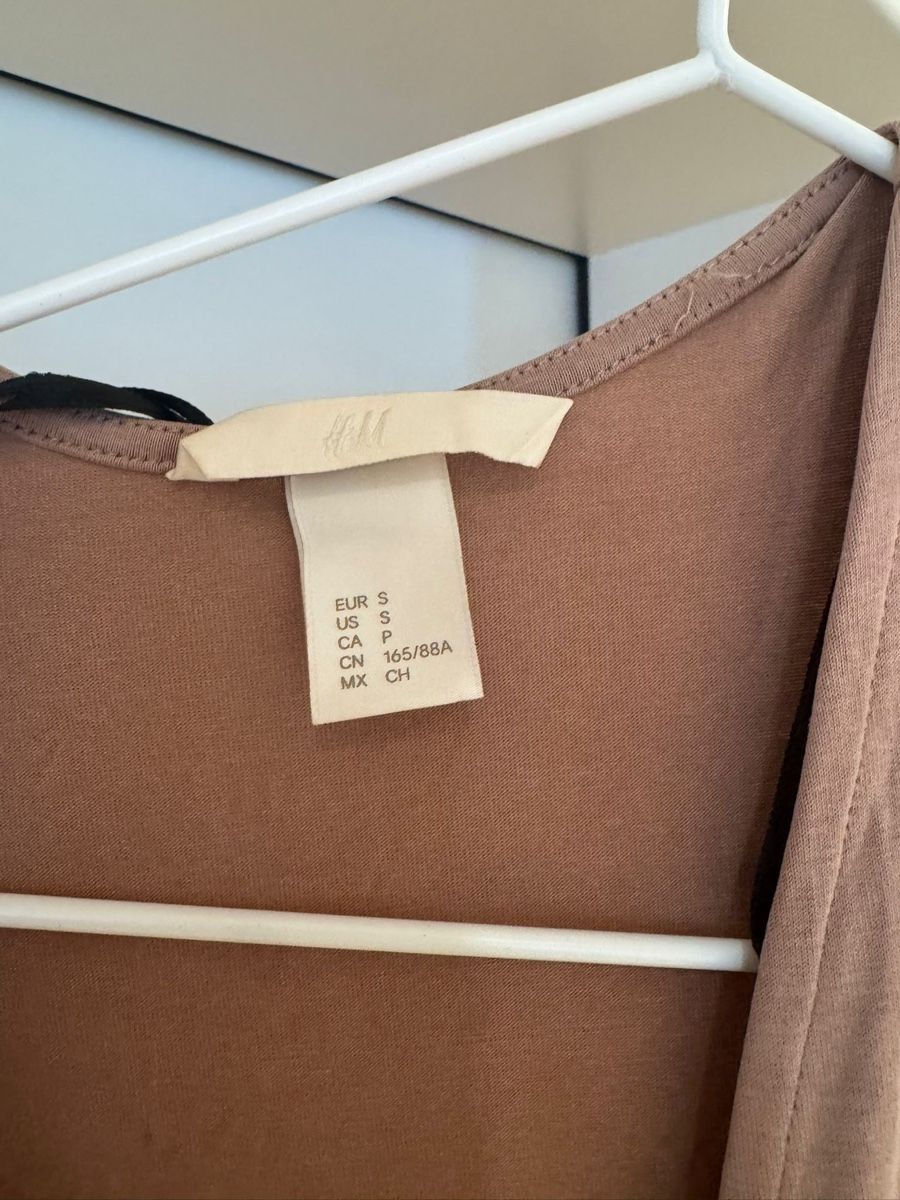 Vestiti: H&M Kleid in Altrosa, Grösse S – Usato da Hinwil venduto da YPMK61 1