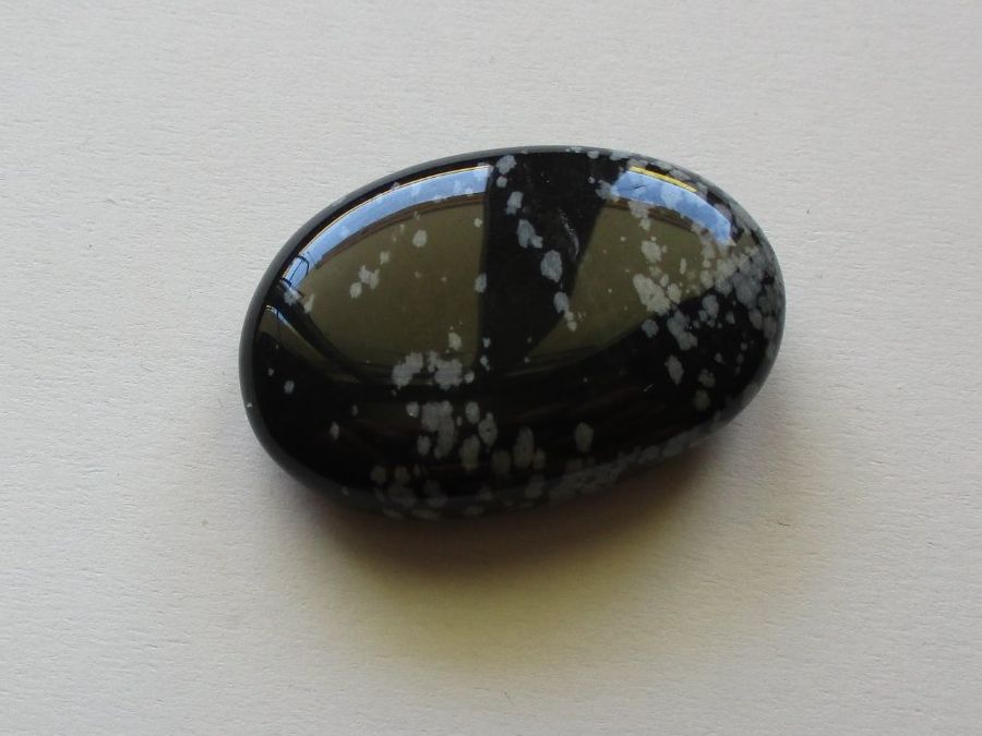Minerali & Pietre curative: Obsidienne flocon de neige polie – Usato da La Sarraz venduto da plu_v9cf 1