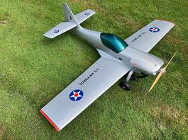 Modellflugzeug Zlin 50 - Voll-GFK