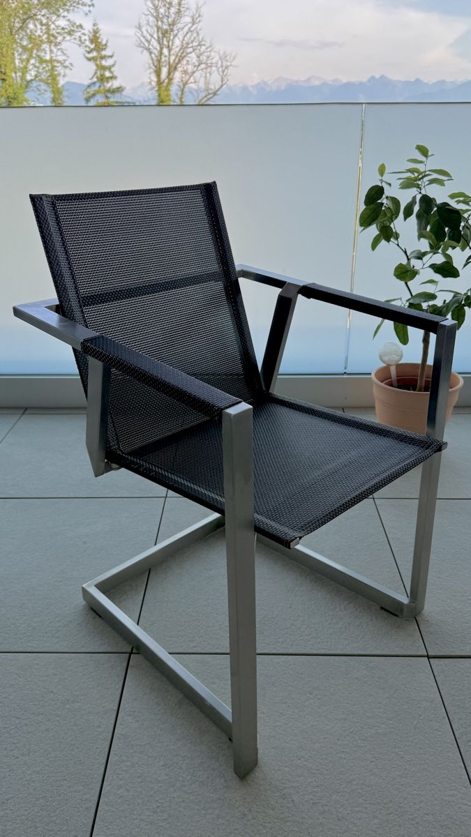 Set di tavolo e panche: Exklusives Gartenmöbel Set – Usato da Rebstein venduto da juz_7vw2 1