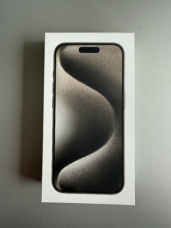 Telefoni cellulari / Smartphones: Apple iPhone 15 Pro Originalverpackung  nur Schachtel – Usato da Diepoldsau venduto da Joscharius
