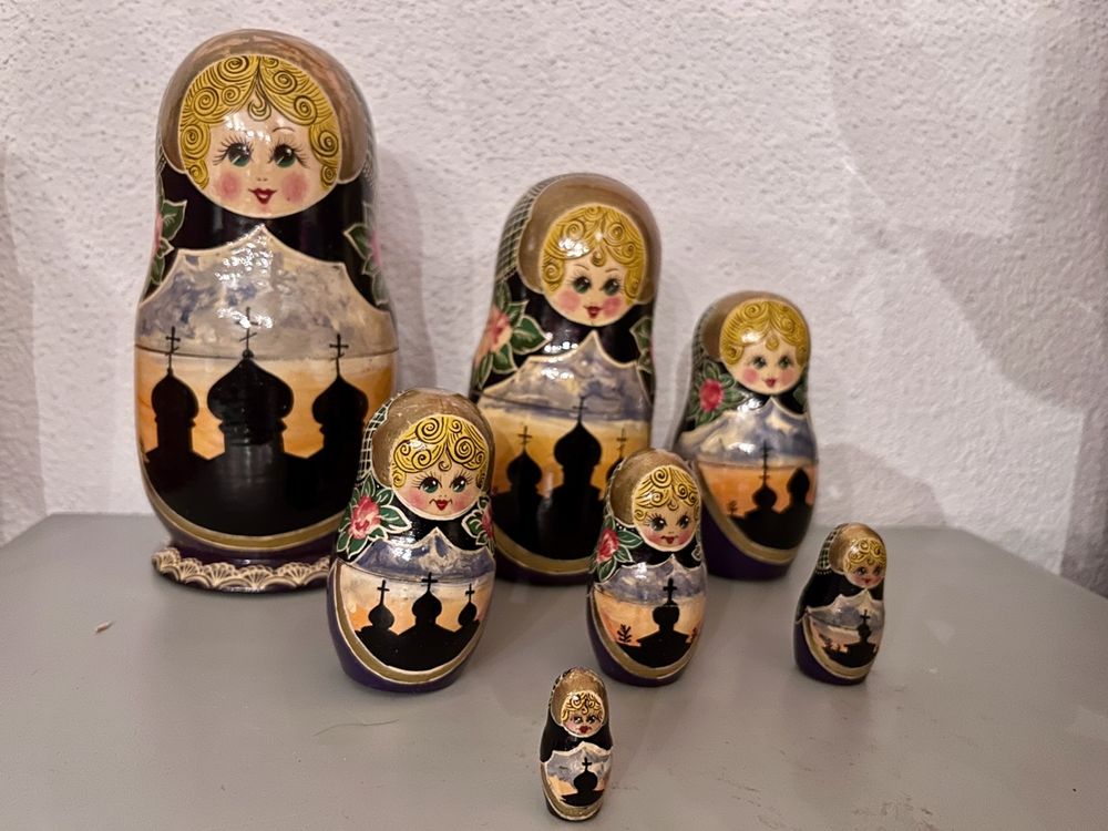 Russische Puppen Matroschka Holz bemalt 7 Stück (Gebraucht) in