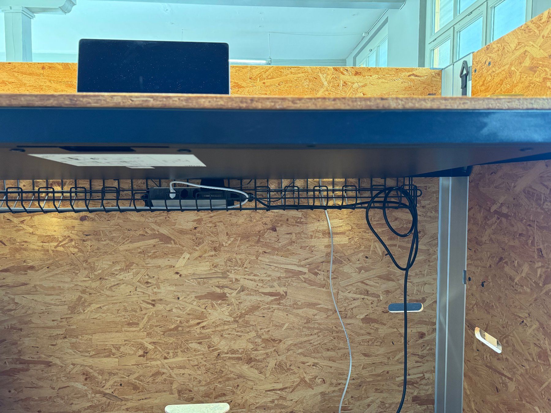 Vitra Scrivanie: Vitra Hack Schreibtisch – Usato da Würenlos venduto da Herr_Marktschreier 4