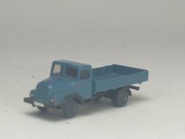 GB1- VEB Plast IFA Pritschen LKW blau