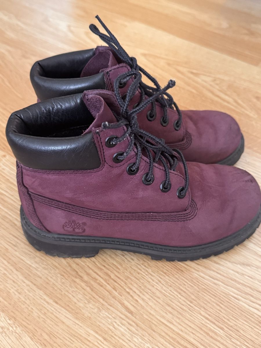 Scarpe per ragazze: Timberland Stiefel Boots gr 34 – Usato da Ennetbürgen venduto da ybo_fp2b