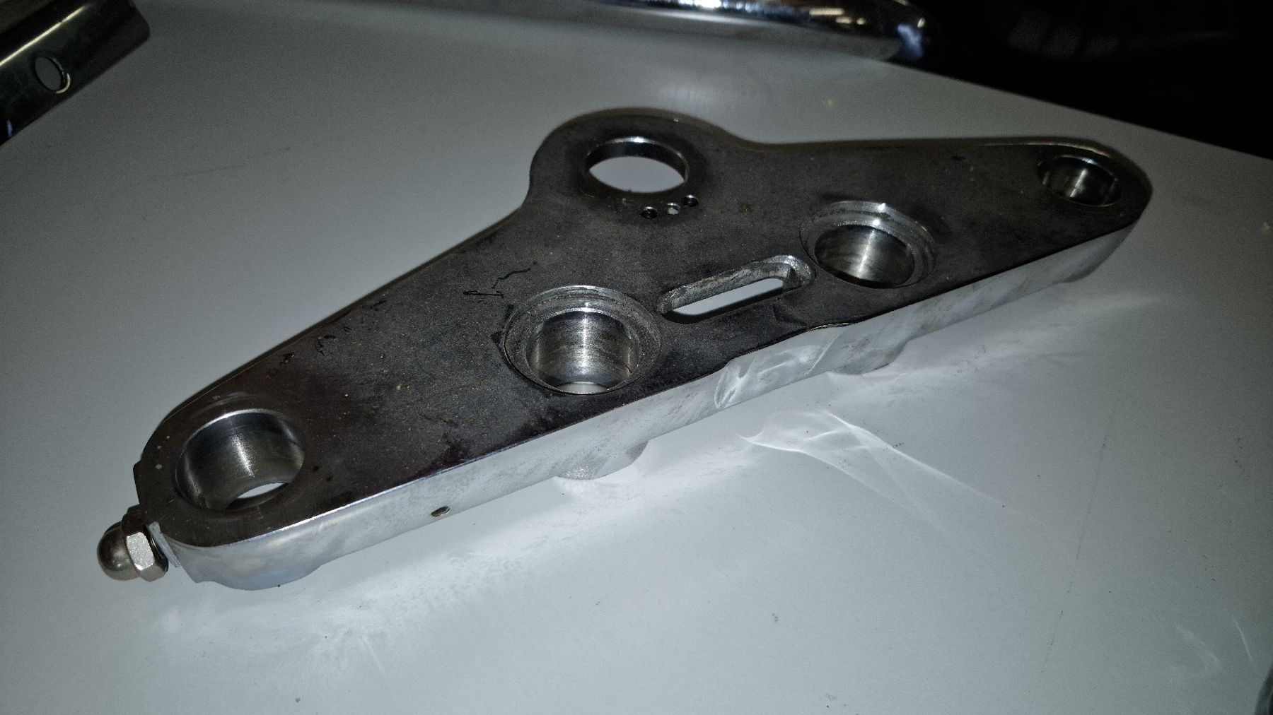Harley-Davidson Tutti i ricambio per moto: T de fourche supérieure Harley-Davidson Héritage – Usato da Cousset venduto da maurerjohann