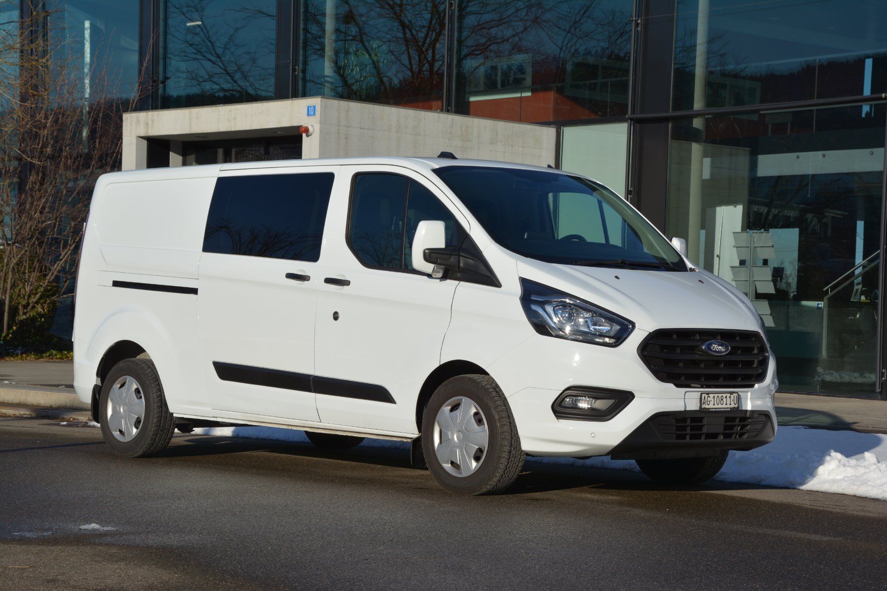 Ford Veicoli commerciali: FORD Transit Custom Van 300 L2H1 Trend A – Usato da Oberkulm venduto da Curiger-Automobile
