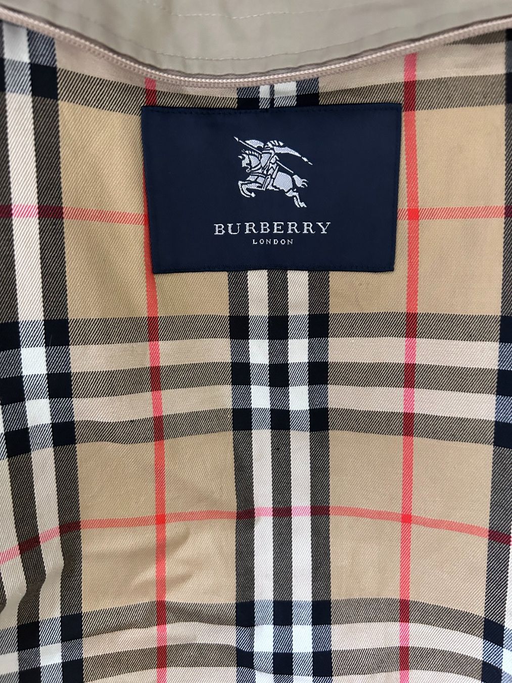 Burberry Manteaux: Burberry Mantel – D'occasion à St. Gallen par look-twice 5