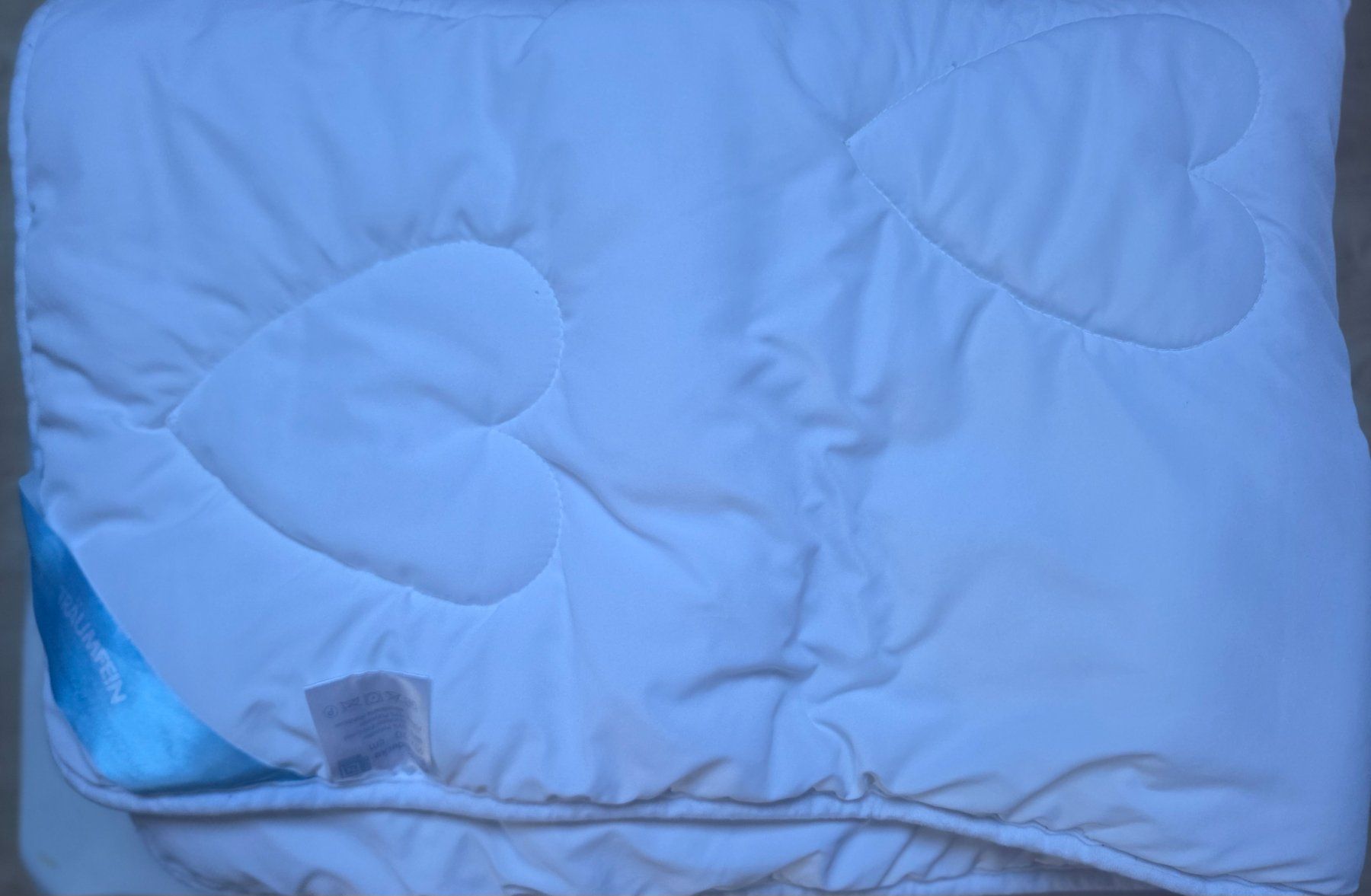 Decken: Traumfein Kinderdecke 90x120cm – Gebraucht aus Grüsch von Wiiwarm