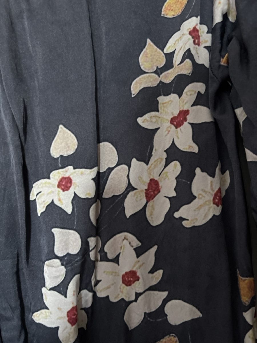 Nile Blusen: Nile Bluse mit Blumenmuster, Grösse S, Top Zustand! – Gebraucht aus Zofingen von MasterPCI 3