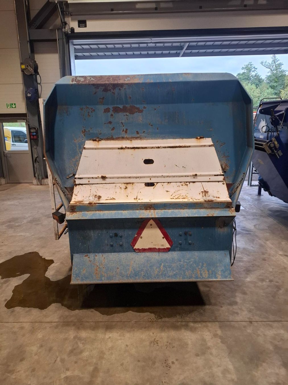 Tutte le macchine: Futtermischwagen Frasto – Usato da Bützberg venduto da Start84 2
