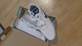 Nike SB Chron 2 CNVS Herren Sneaker. Grösse 44. Weiss