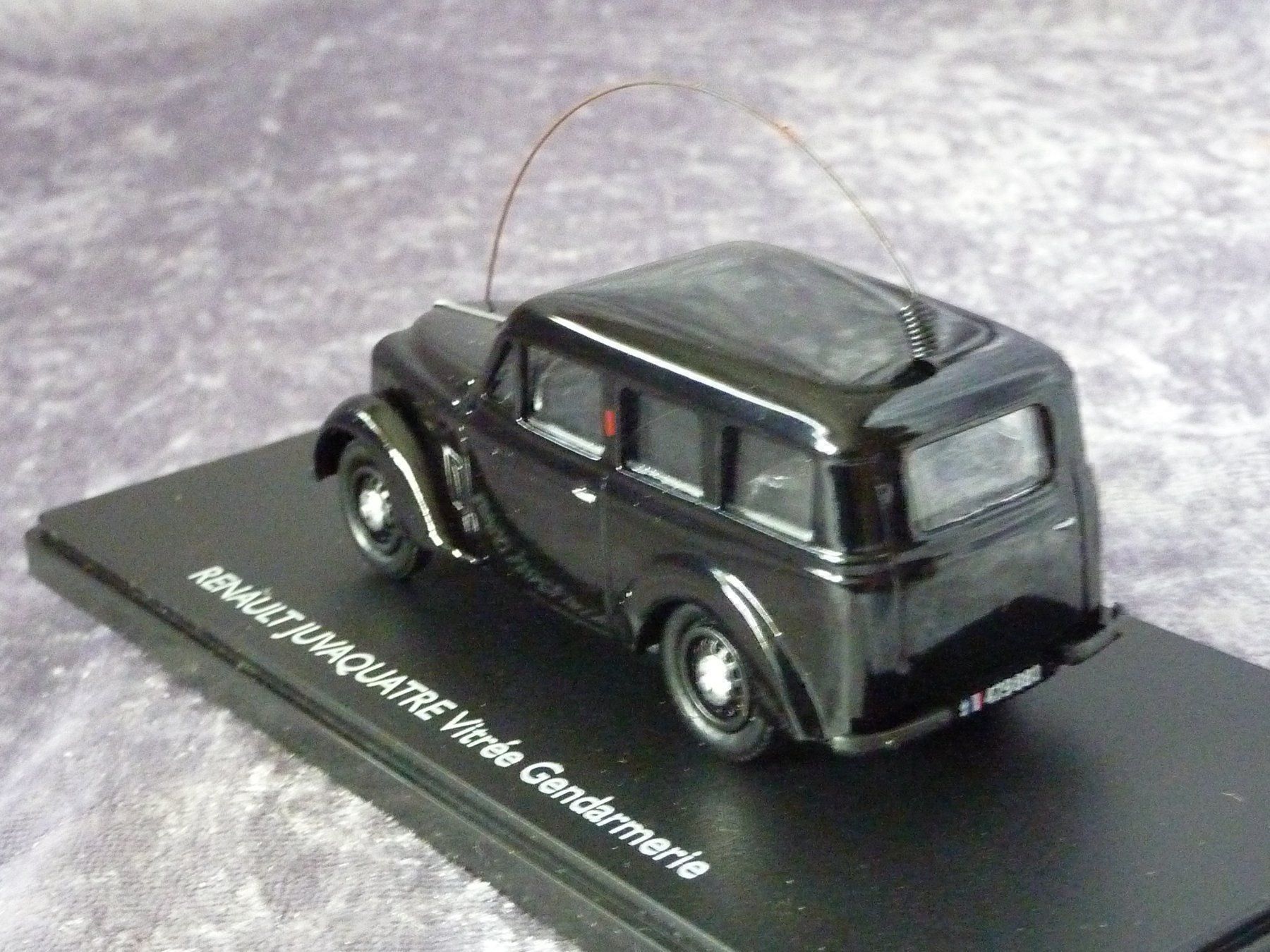 Renault Modellini d'auto: Renault Juvaquatre 1:43 – Nuovo (secondo la descrizione) da Dürrenäsch venduto da modellautos4you 1