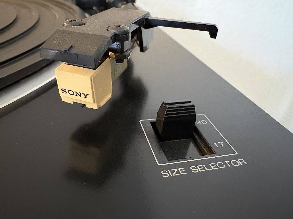 Sony Plattenspieler: Plattenspieler Vinyl – Gebraucht aus Bern von kaschmir0 1