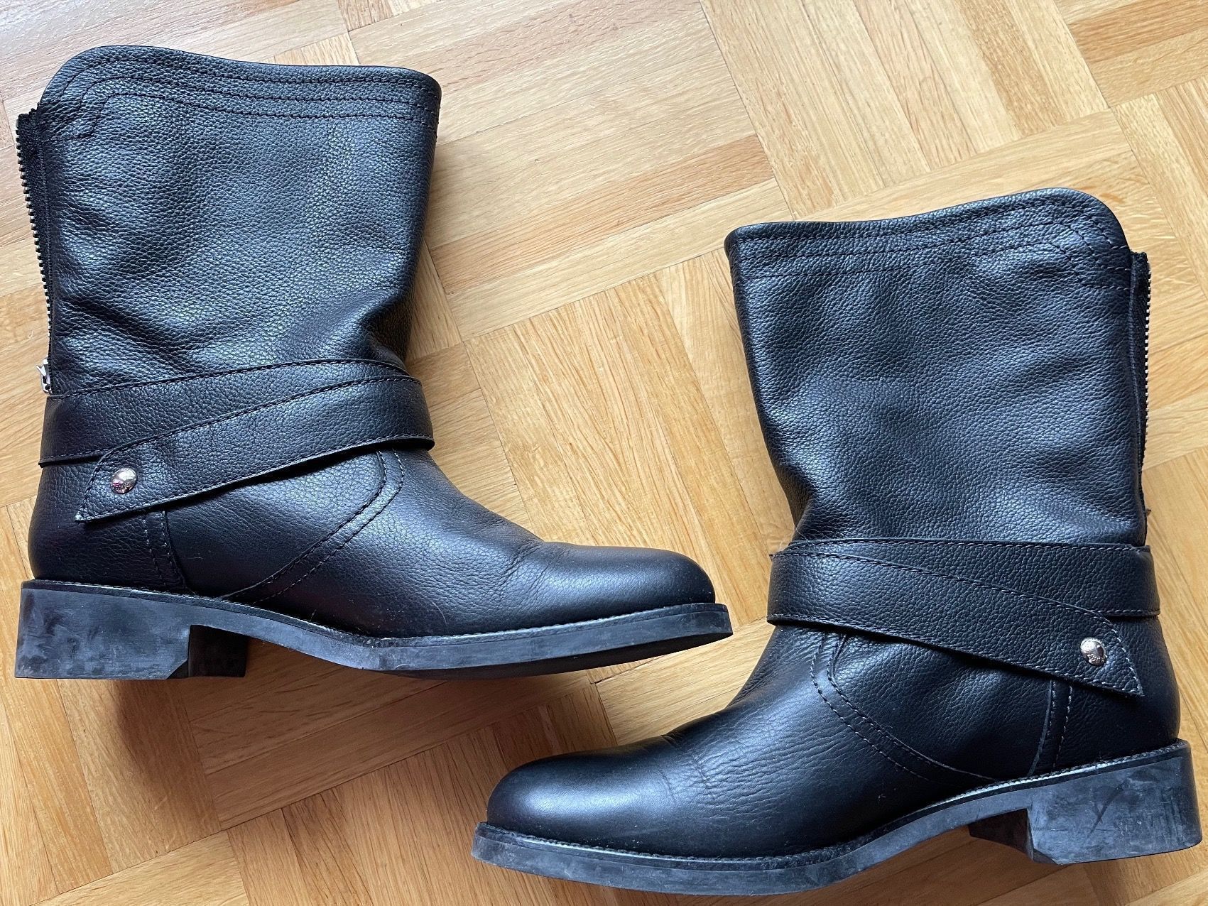 Bally Scarpe da donna: Damen BALLY Stiefel, Gr. 38,5 – Usato da Kilchberg ZH venduto da Von_dutch 2