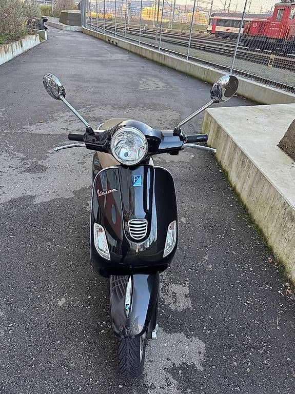 Scooters: PIAGGIO Vespa LX2 50 – Gebraucht aus Zürich von mel_6080
