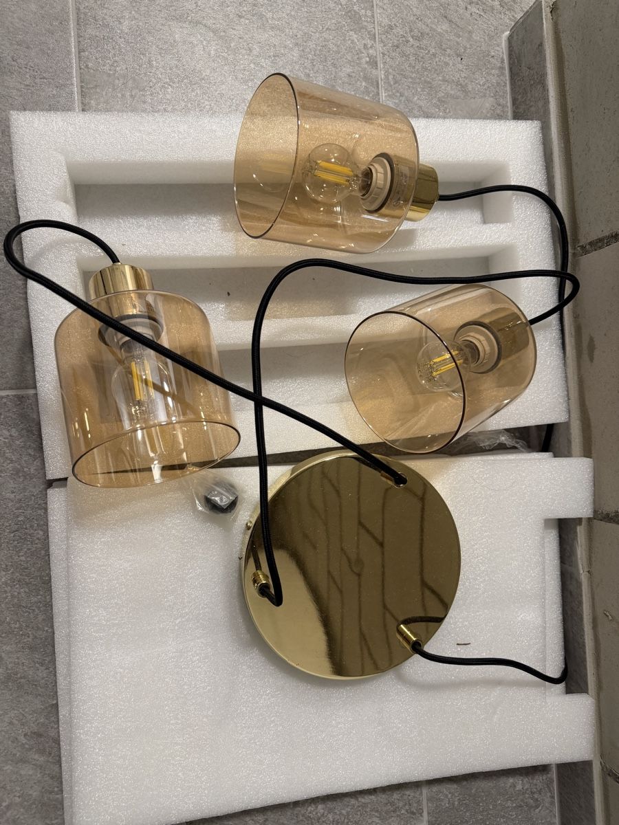 Lampade: Moderne Hängelampe, Goldfarben aus Glas – Usato da Thalheim AG venduto da Peralada 1