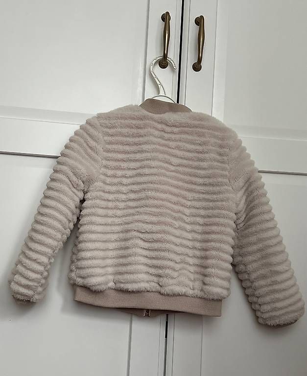 Giacche & Cappotti: Beige Pelzjacke 36 Monate – Usato da Unterengstringen venduto da Ros_g9bm 1