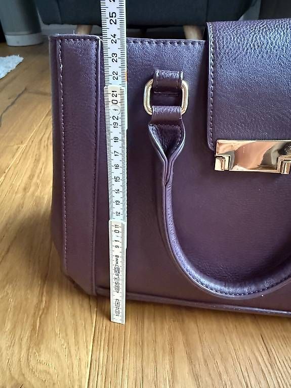 Borse da donna: Trendfarbe Bordeaux Handtasche AF – Usato da Muri AG venduto da tiffer26 2