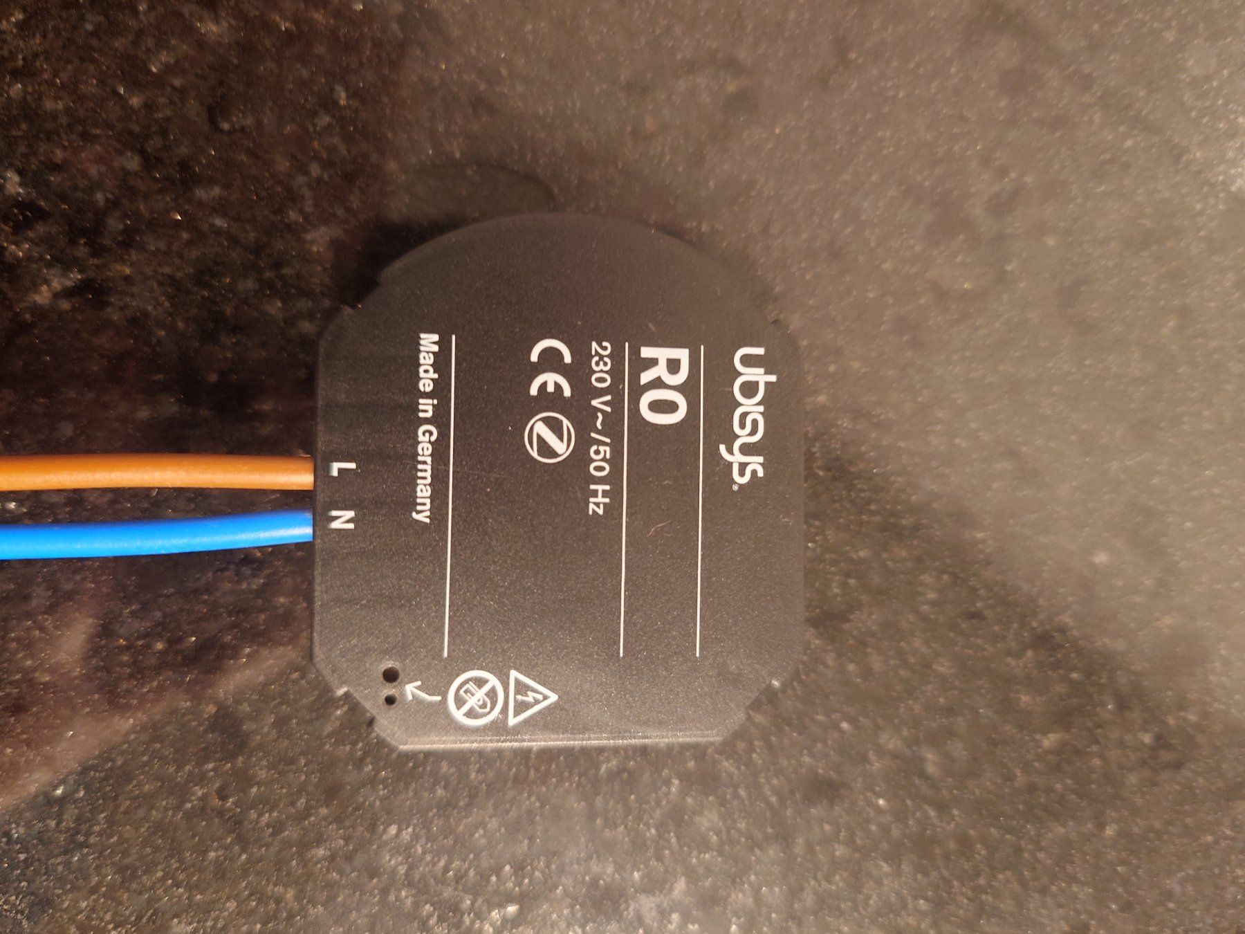Composants électroniques: Ubisys Zigbee R0 Router und C4 Taster-Eingänge – D'occasion à Hochdorf par 8-40123- 2