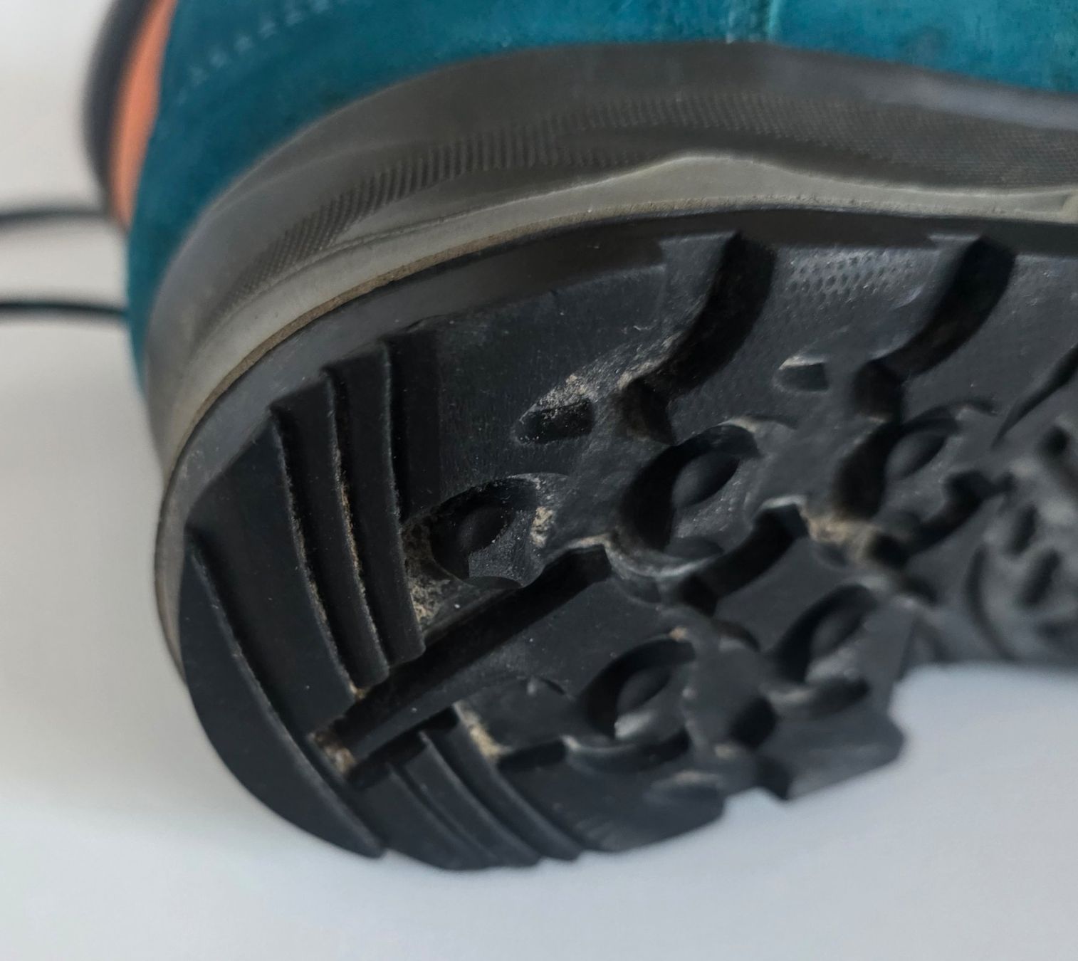 Lowa Chaussures femmes: Lowa Wanderschuhe Gr. 39 Gore-tex – D'occasion à Feldis/Veulden par vademecum 7