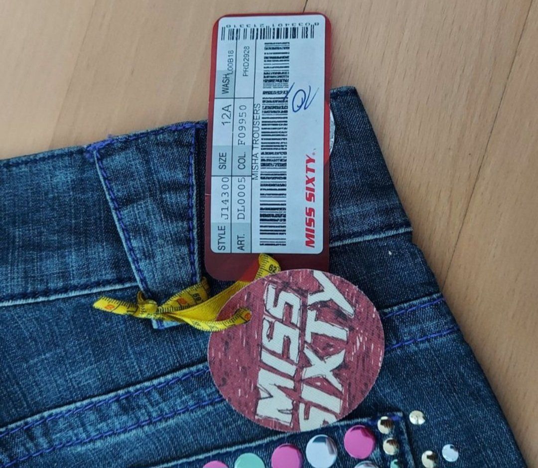 Miss Sixty Pantaloni: Neue Miss Sixty Jeans, Gr. 152 – Nuovo e nell'imballaggio originale da Basel venduto da Allerlei-Basel 2