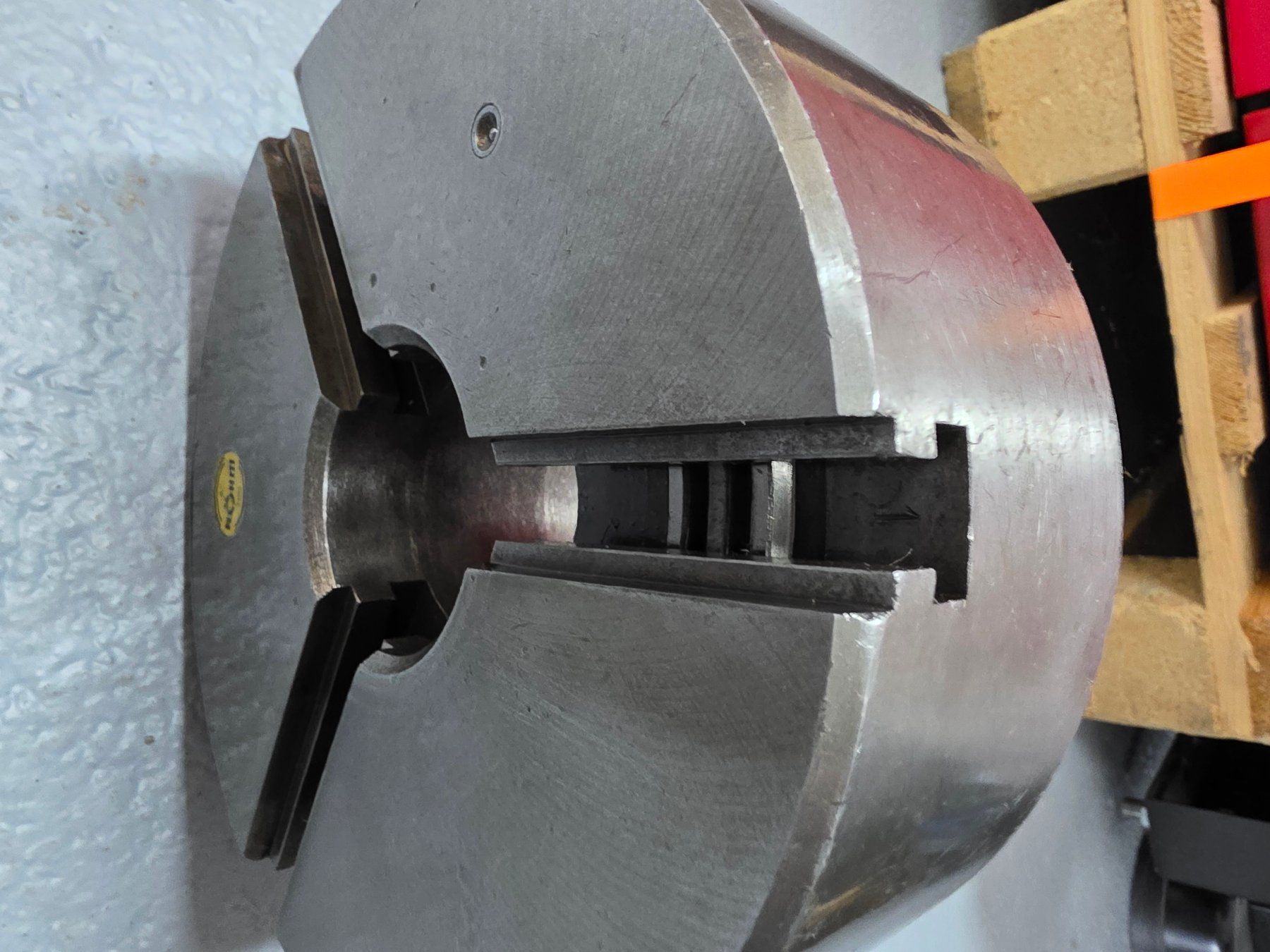 Schaublin Altro per industria metallurgica: Röhm Dreibackenfutter Ø200mm – Usato da Sax venduto da endsim 9