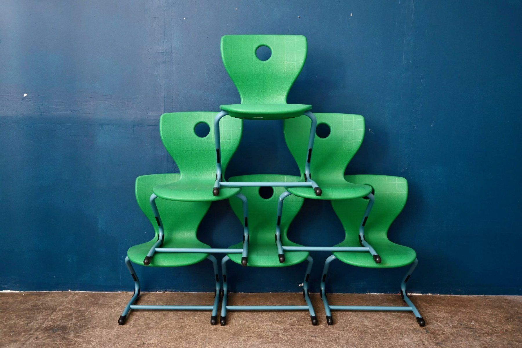 Sedie: Chaise Pantoswing de Verner Panton design danemark – Usato da COLMAR venduto da Sophiebellelurette
