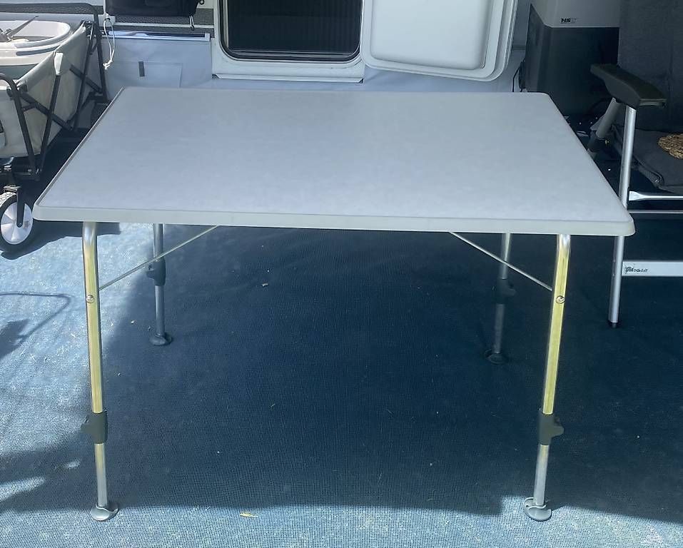 Tavoli: Camping-Tisch – Usato da Scharnachtal venduto da sfr_c9cp 1