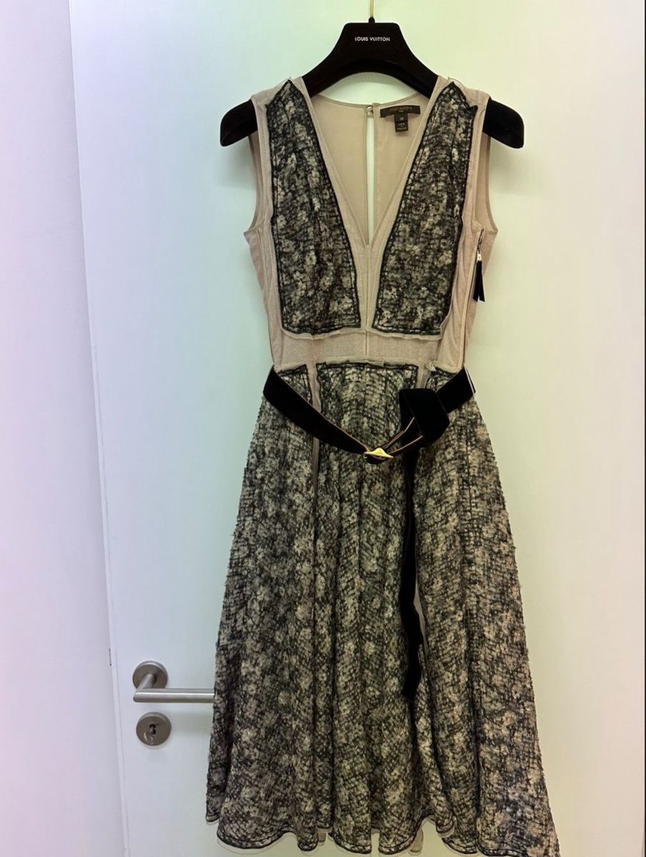 Louis Vuitton Vestiti: Louis Vuitton dress – Usato da Paradiso venduto da apf_mh9c