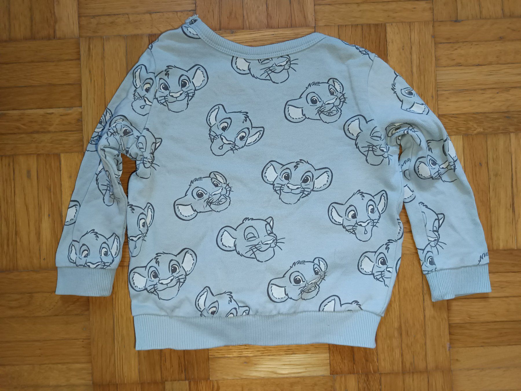 C&A Pullover & Sweatshirts: Pullover Disney Lion King  C&A Gr. 74 – Gebraucht aus Gattikon von HeyHeyLyla 1