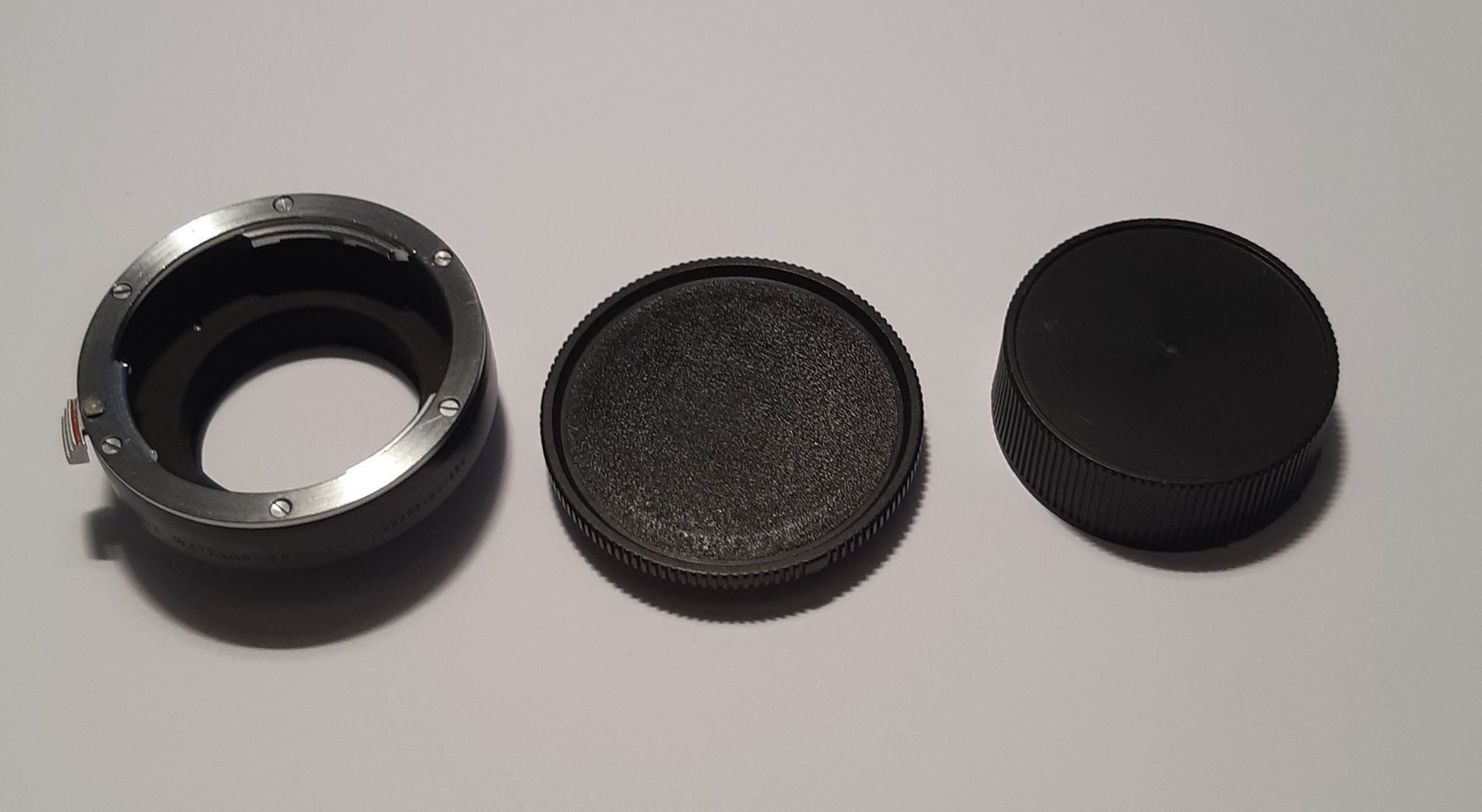 Leitz Adattatori foto: Leitz Adapter 22228-500934 mit Front- und Rückdeckel – Usato da Biel/Bienne venduto da Jumajo 6