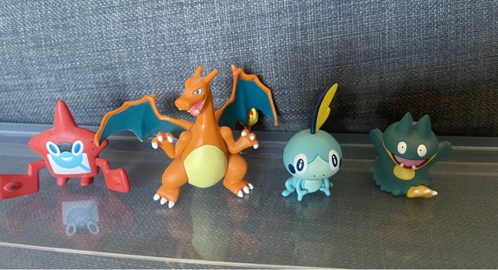 Pack De 4 Figurines Pokémon Paldea – Pikachu, Crocule, Kwaks, Felori – 5 Cm – Officiel Jazwares