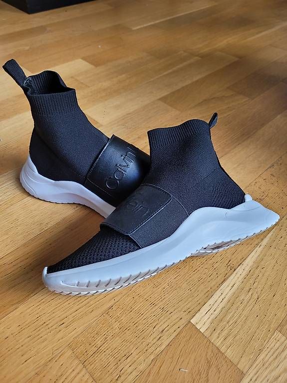 Scarpe da donna: Original Calvin Klein Sneaker Gr. 37 – Usato da Boll venduto da ttr-fun
