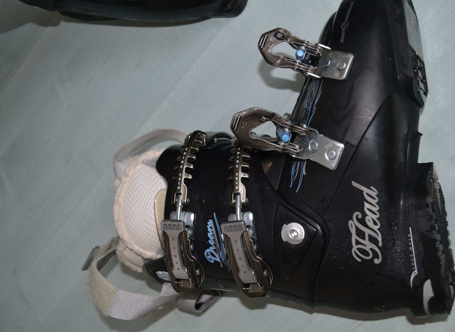 Skis: SKISCHUHE MARKE HEAD – Gebraucht aus Walperswil von So1me25 1