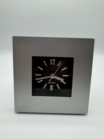 Uhr