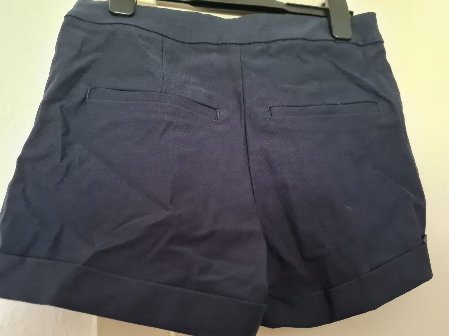 Zebra Lotti & Set di vestiti: Short – Nuovo e nell'imballaggio originale da Grand-Lancy venduto da ana_7y2f 1