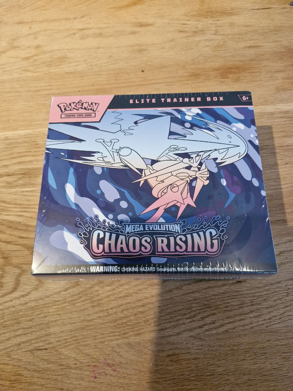 Pokémon Cartes à collectionner: ETB chaos rising ENG – Neuf avec emballage d'origine à Cudrefin par Jnini12