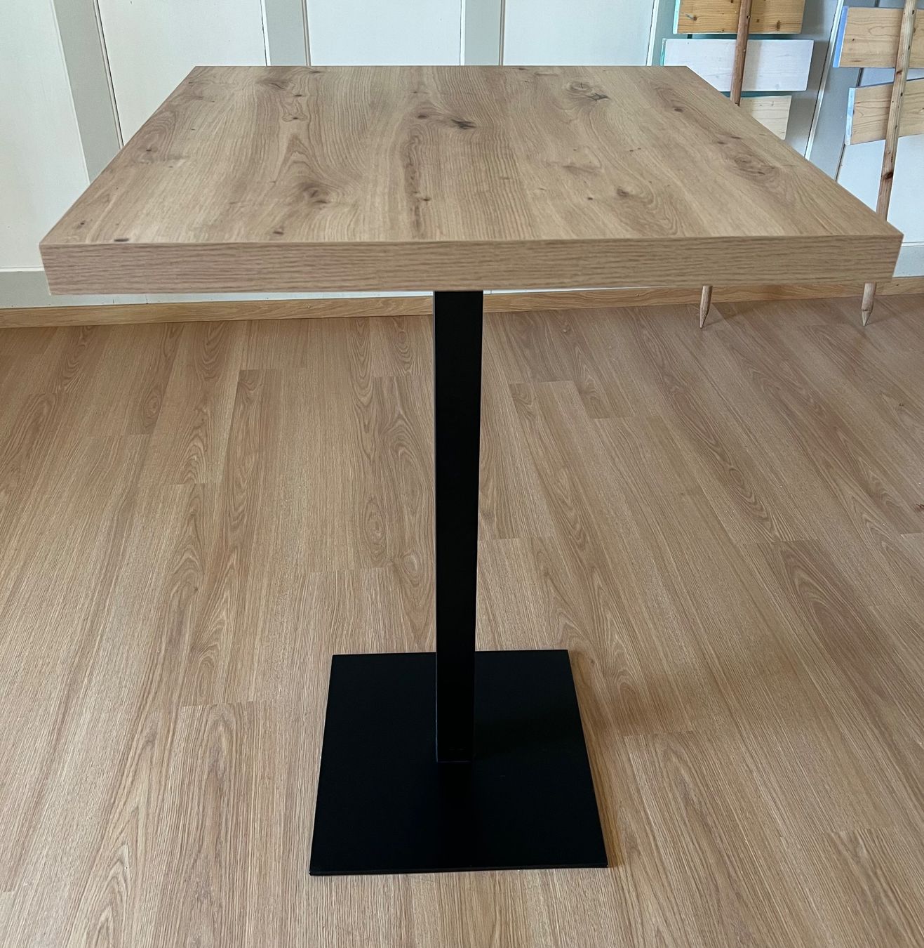 Tables: Bartisch – D'occasion à Worb par DomeC0