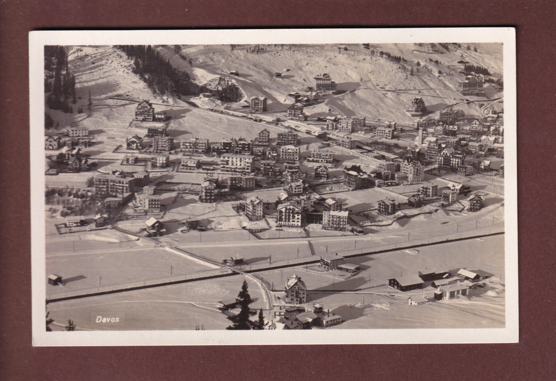 Cartoline postali: DAVOS - Teilansicht – Usato da Pully venduto da nicecards