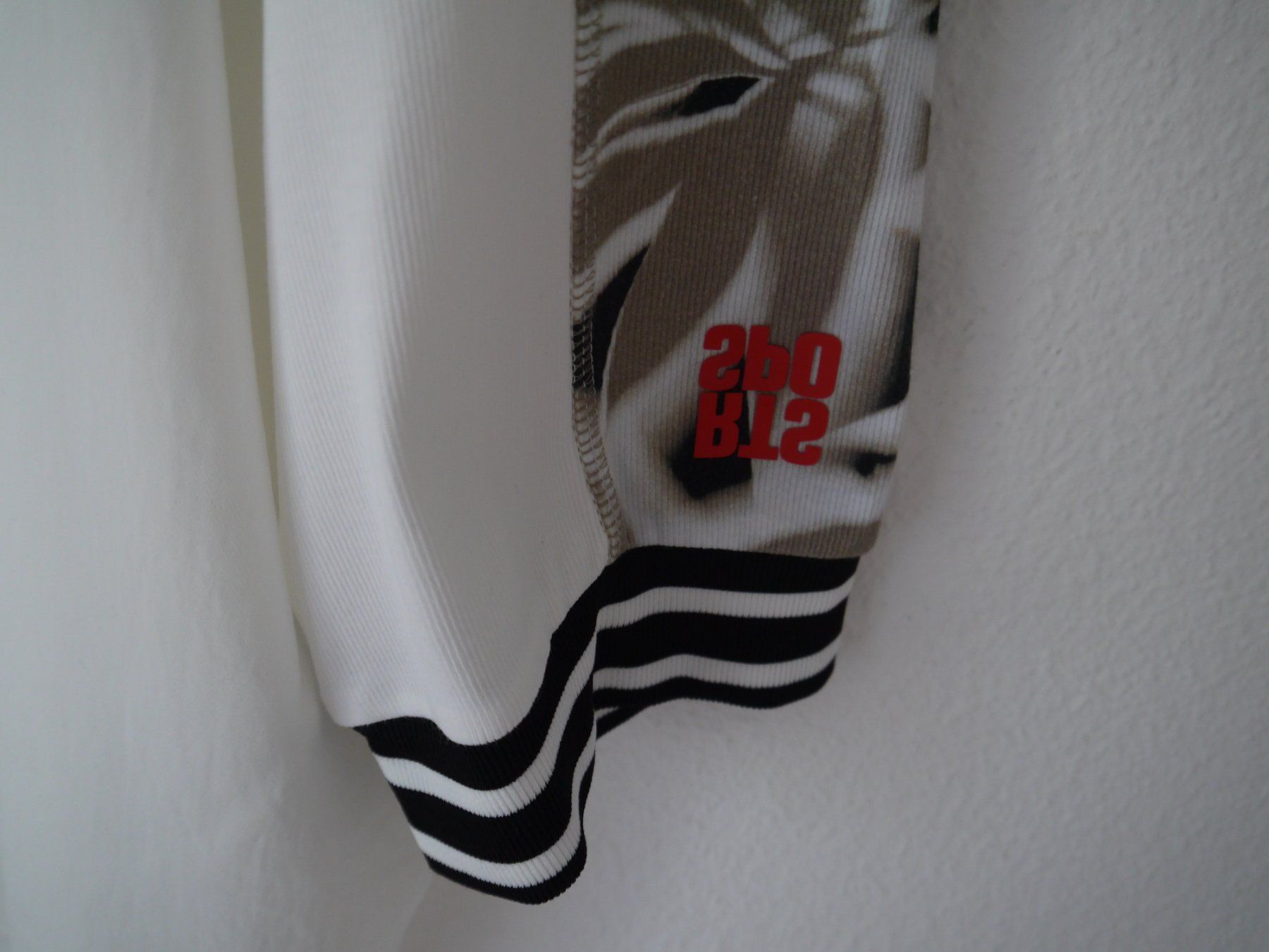 Marc Cain Camicette: MARC CAIN T-Shirt / Bluse N 5 – Usato da Hagendorn venduto da Blaf 5