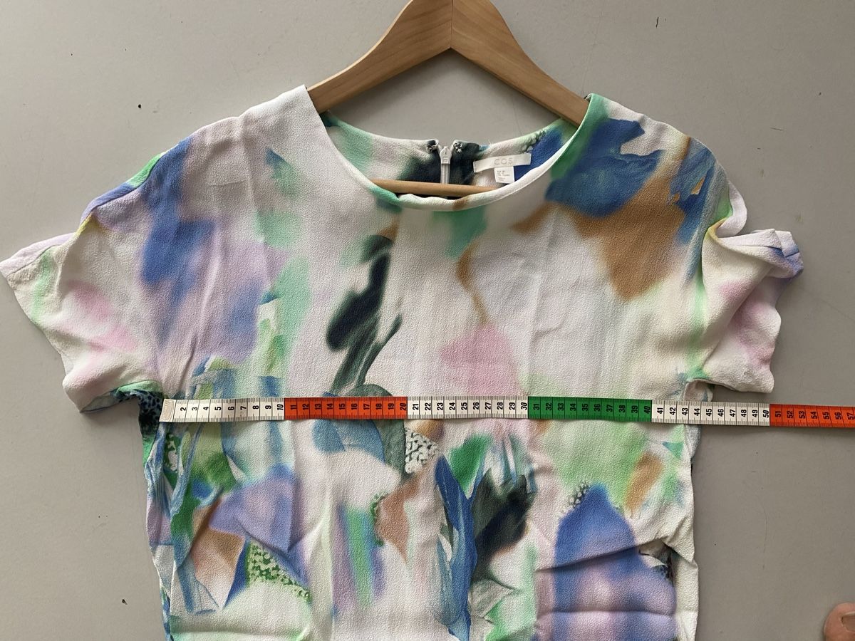 Cos Kleider: Buntes Sommerkleid Cos – Gebraucht aus Basel von riesther 4